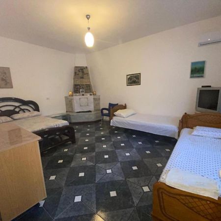 Eva Apartments Dhërmi Buitenkant foto