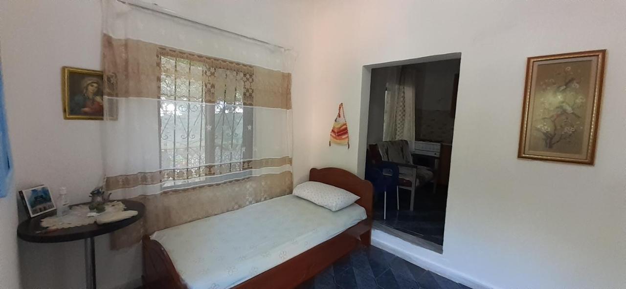 Eva Apartments Dhërmi Buitenkant foto