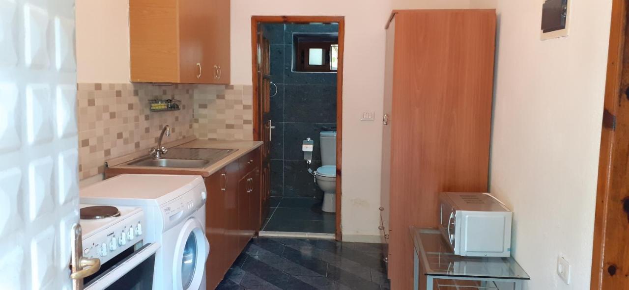 Eva Apartments Dhërmi Buitenkant foto