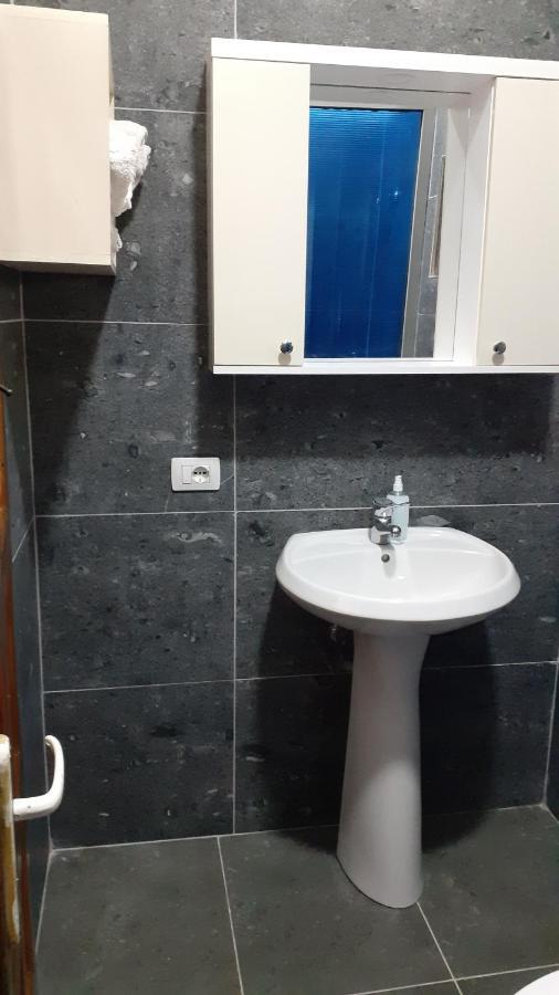 Eva Apartments Dhërmi Buitenkant foto