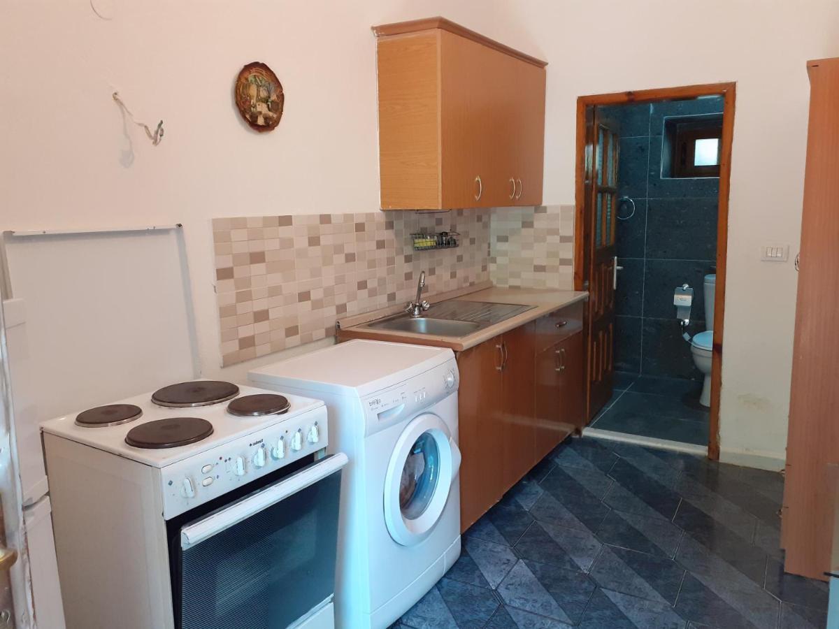 Eva Apartments Dhërmi Buitenkant foto