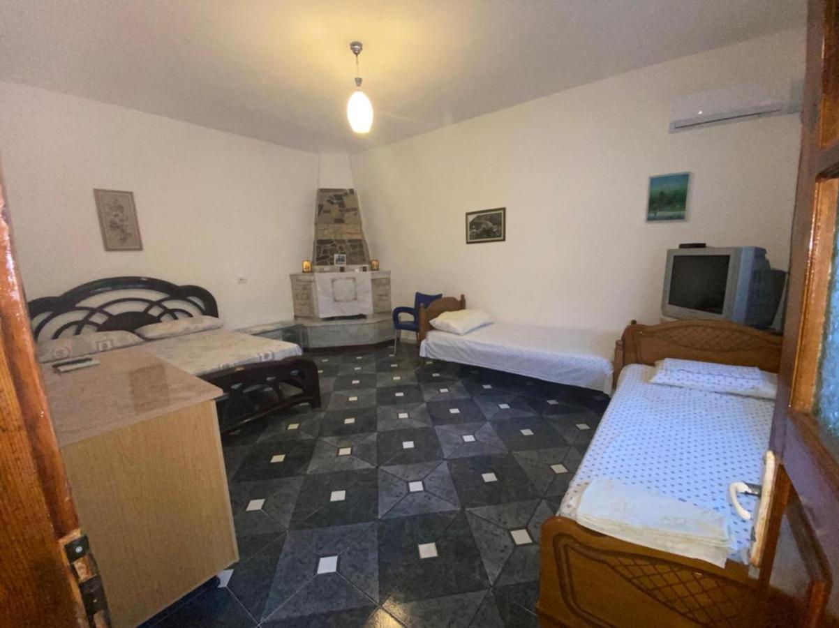 Eva Apartments Dhërmi Buitenkant foto