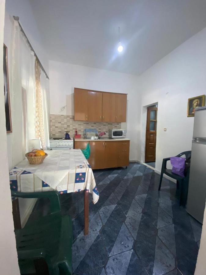 Eva Apartments Dhërmi Buitenkant foto